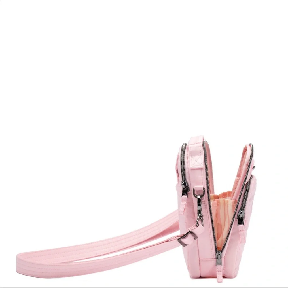 Lug skeeter mini bridge convertible crossbody in BUBBLE PINK - Picture 5 of 6